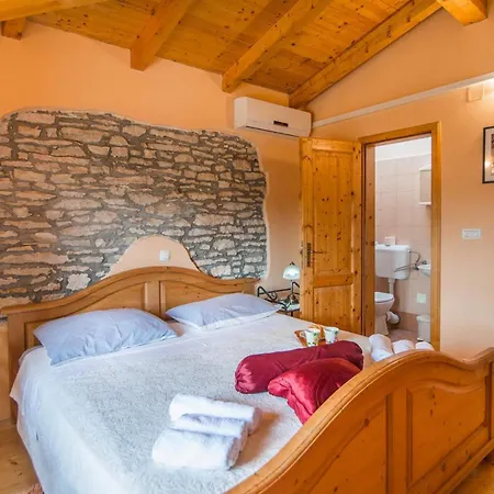 Petric Semesterbostad